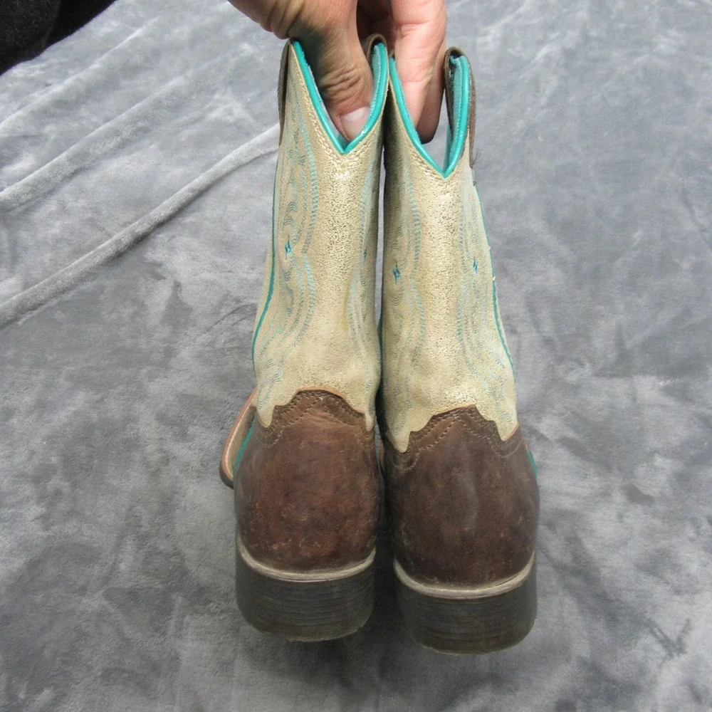 Ariat couple blemish